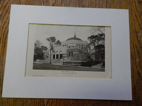 Exterior, Isaiah Temple, Chicago, IL, 1924. Alfred S. Alschuler.